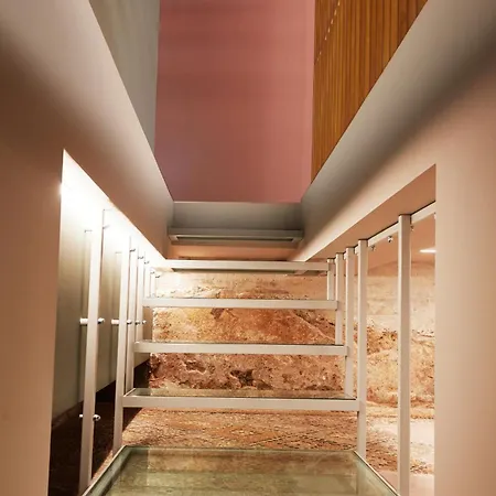 Villa En Plaka - Elegant Estate *