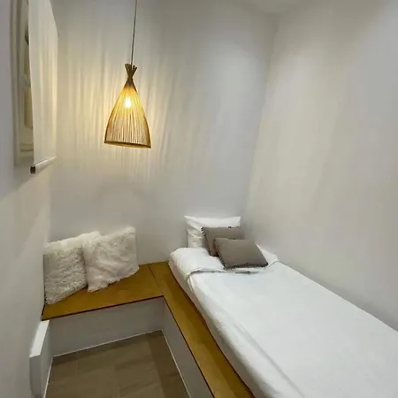 Apartment Sweet -at033