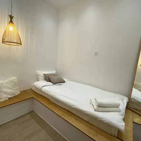 Sweet -at033 Apartment