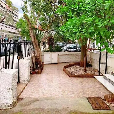 近图书馆宽敞露台spacious Terrace Near Library Apartment *