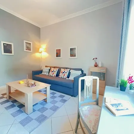 近图书馆宽敞露台spacious Terrace Near Library Athens