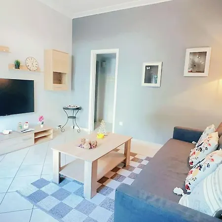 近图书馆宽敞露台spacious Terrace Near Library Apartment