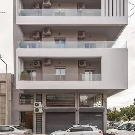 Urban & Spacious Apartment Athens