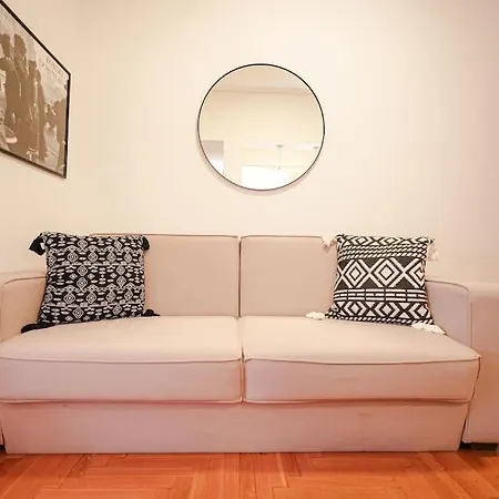 Syntagma Square, 60sqm Dream * Atene
