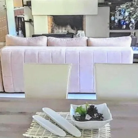 Apartment Glyfada 1bedroom Unit With Fireplace Athens