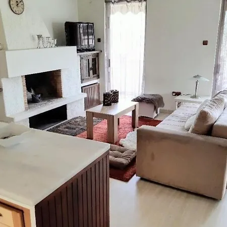 Apartment Glyfada 1bedroom Unit With Fireplace *