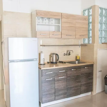 Your Comfy In Acropolis Area Apartment Athens