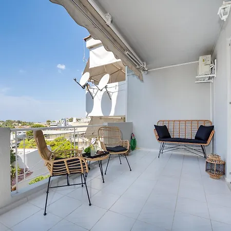 Costa Luca In Vouliagmeni Athens