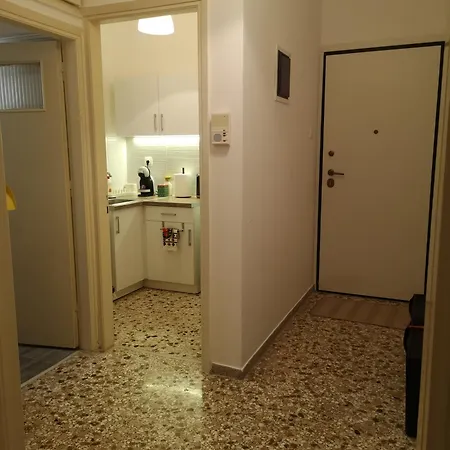 Efi's Cozy And Bright One-bedroom Διαμέρισμα
