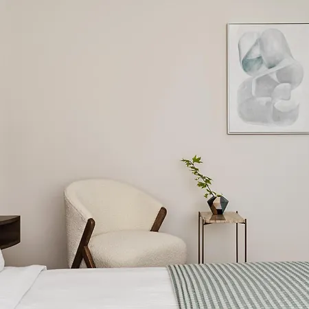 The Lekka & Hotel Athènes