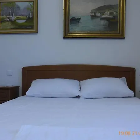 Apartment Family House In Glyfada Center *