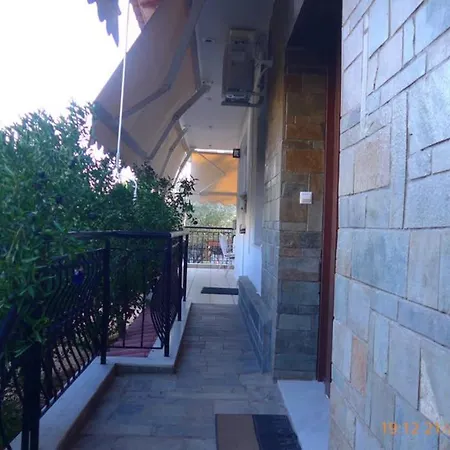 Apartment Family House In Glyfada Center