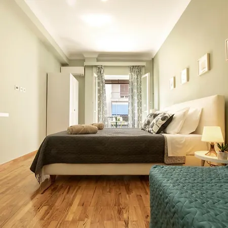 Apartment A Spacious One Min To Victoria Metro - Self Check-in *