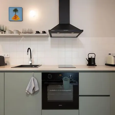 Metro Living 1-br Modern Haven * Athens