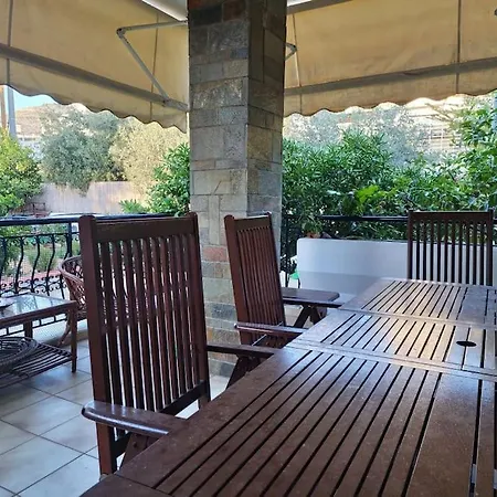 Apartment Family House In Glyfada Center
