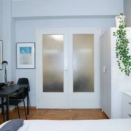 Apartment Comfy Very Close To Centre Athens