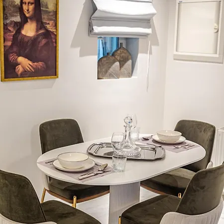 Mets Souites Apartment *