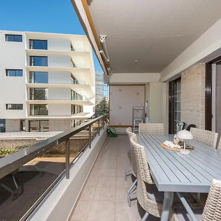 Shoreline Riviera Apartment Athens