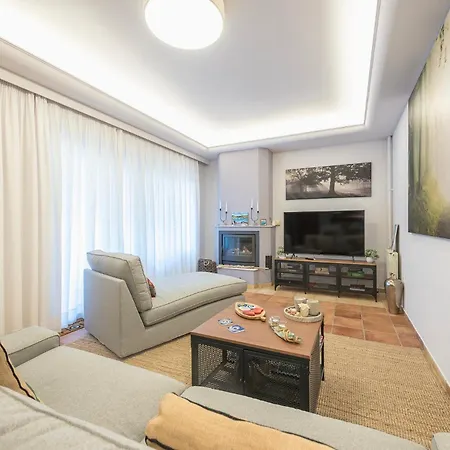 Shoreline Riviera Apartment Athens