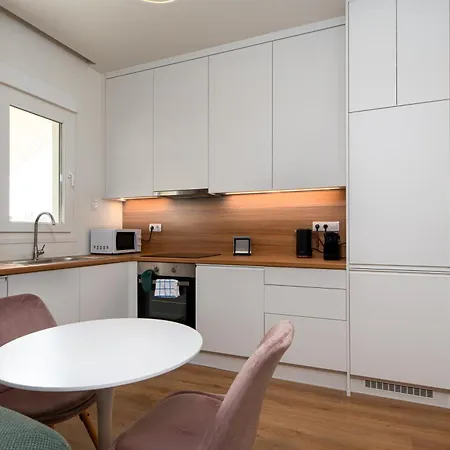 Apartment Calm 1br In The Heart Of Athens