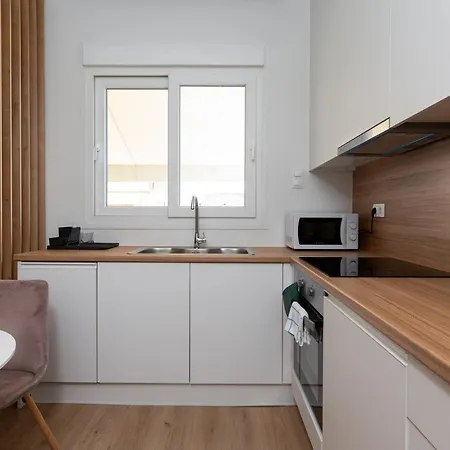 Calm 1br In The Heart Of Apartment *