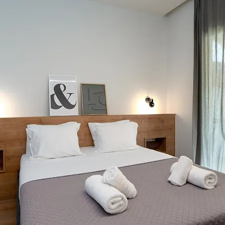 Calm 1br In The Heart Of Apartment