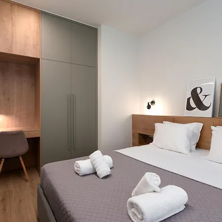 Calm 1br In The Heart Of Apartment