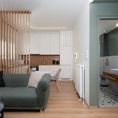 Apartment Calm 1br In The Heart Of Athens