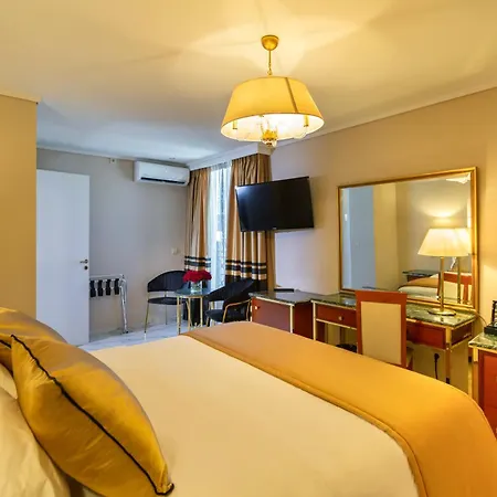 Hotel Ilisia 4*
