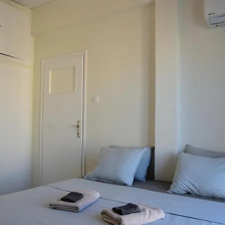 Apartment Center House With Balcony *