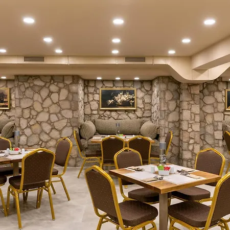Manor 3* Atene