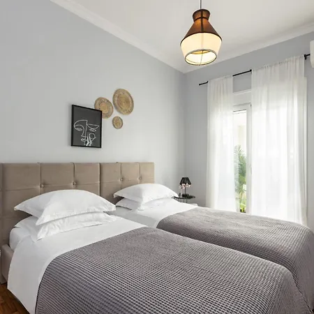 Of Petros Apartamento