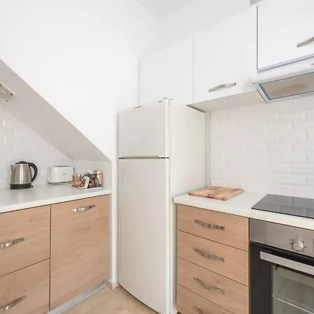 Adelos Maisonette Near Vouliagmeni Apartment *