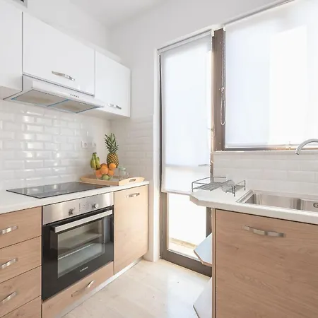 Adelos Maisonette Near Vouliagmeni *