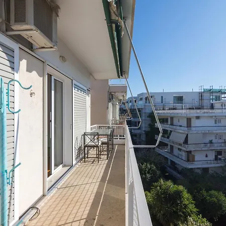 Spacious In Voula Apartment *