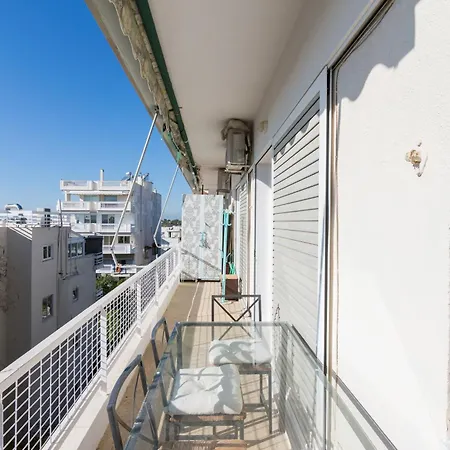 Apartment Spacious In Voula