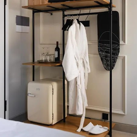 Airy Athens