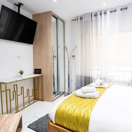 Lejlighed Paradise+ With Jacuzzi In The Heart Of Athens! Athen
