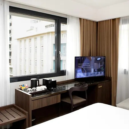 Luwian Boutique Hotel 4*