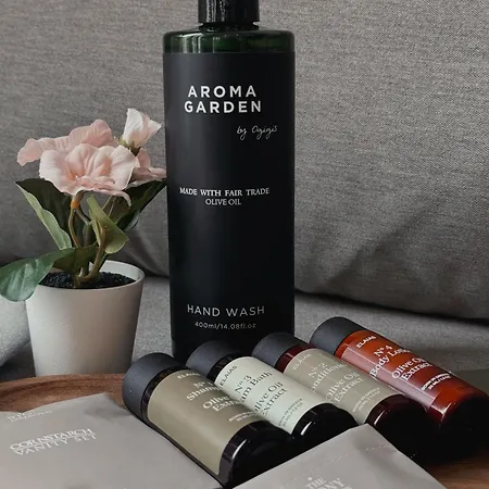 Voulis Global アパートホテル *
