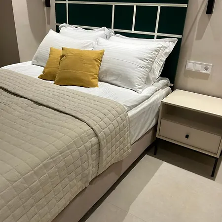 Living Yard Thissio Отель 4*