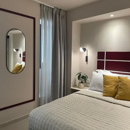 Living Yard Thissio Отель 4*