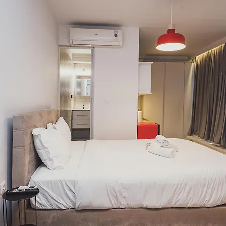 Apartment Tsakalof 10a