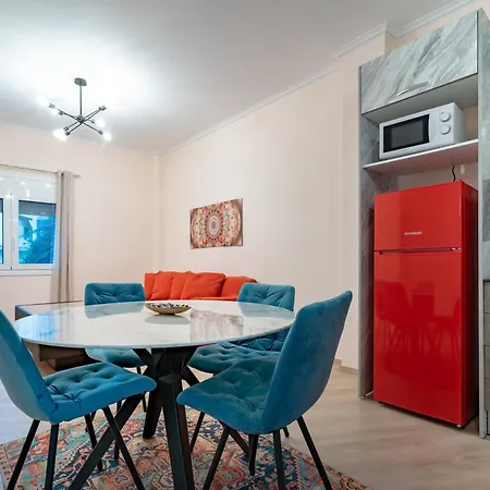 Sepolia Metro Station 1 Bdrm 4 Pers By Mps *
