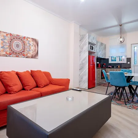 Sepolia Metro Station 1 Bdrm 4 Pers By Mps
