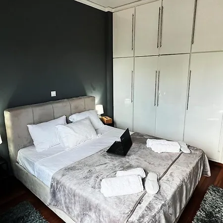 Eclipse Minimal Apartment