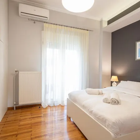 Cozy Hideaway Near The Acropolis Apartment Athens