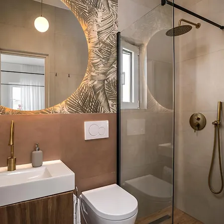 Rooftops Of - Vathi Jacuzzi & View Apartment