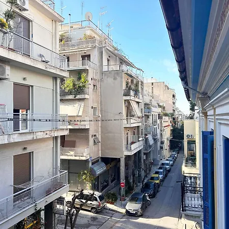 Cozy 1br In Art-filled Area Near Landmarks *