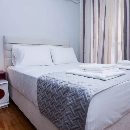 Apartment Central 2 Bd Apt With Balcony By Monastiraki *